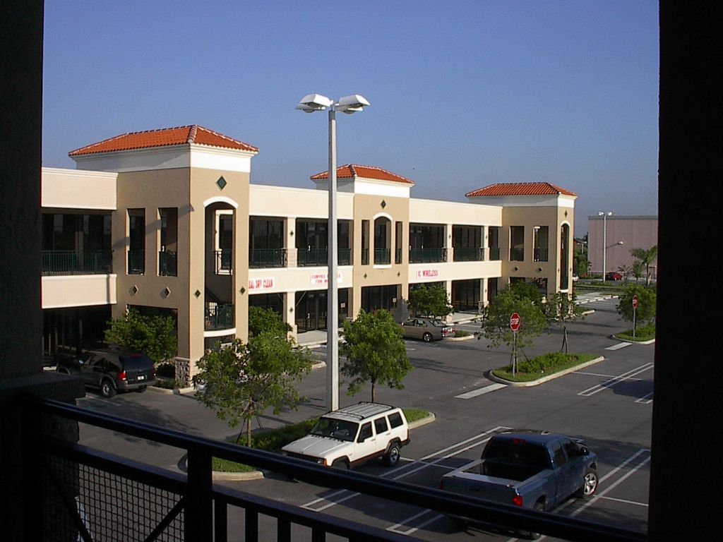 Kendall Breeze Shopping Center